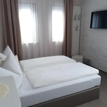 Apart Won Apartment *